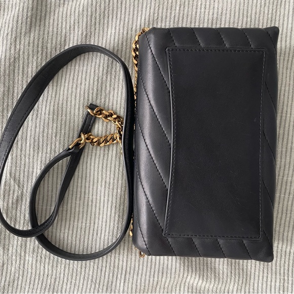 Tory Burch Quilted Leather Kira Wallet on Chain Black Gold - Picture 9 of 11